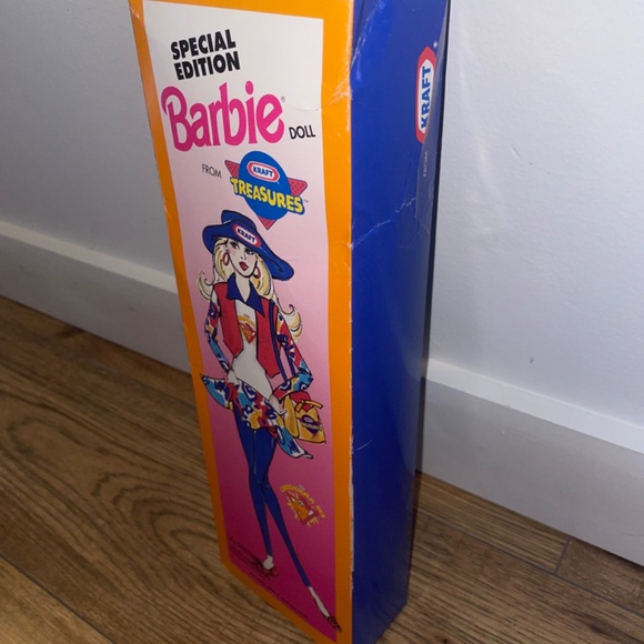 Barbie - 1992 Vintage KRAFT Treasures  Doll Never Removed - Picture 10 of 16